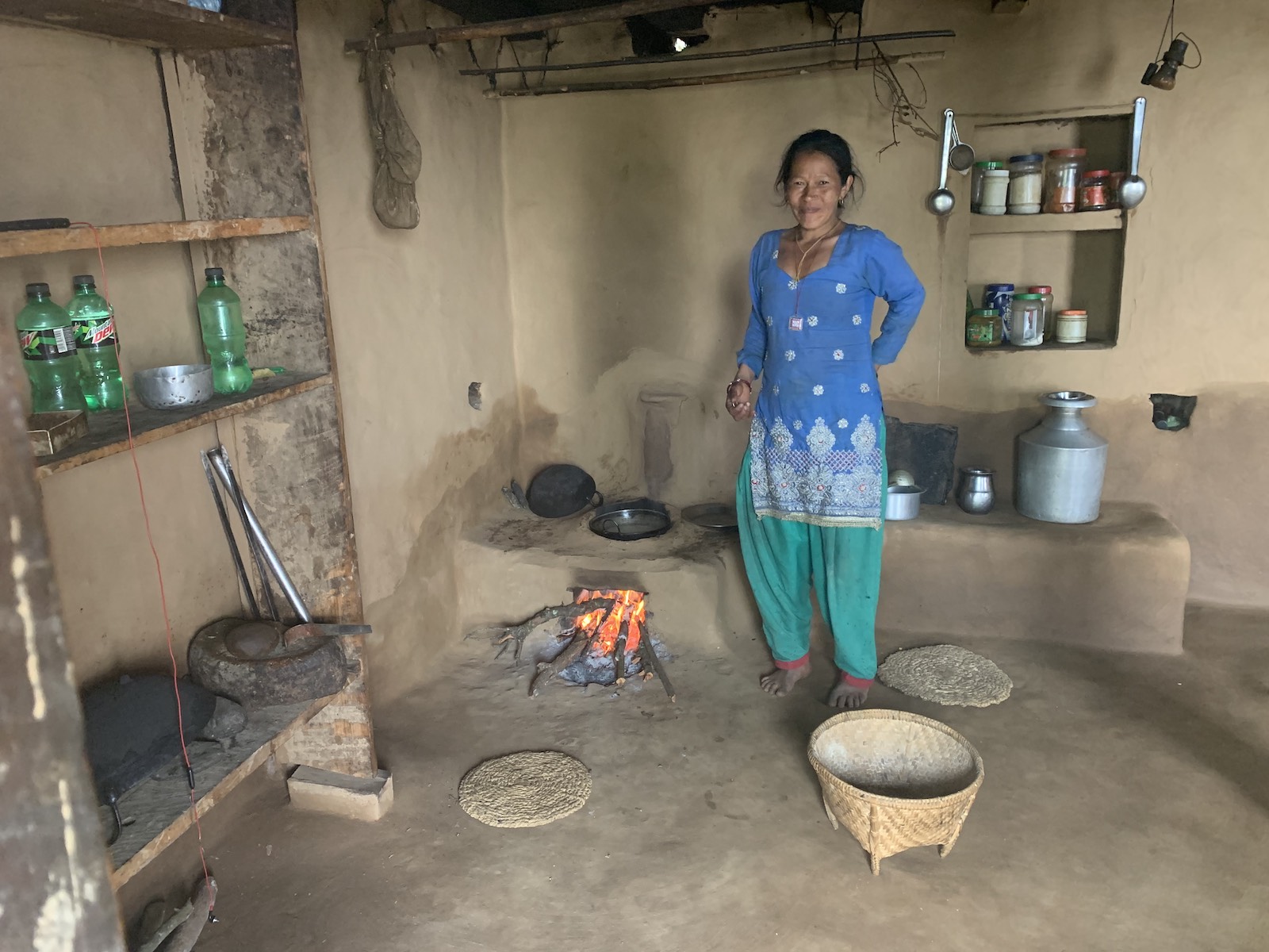 Magarsalu, Sani Maya dans sa cuisine